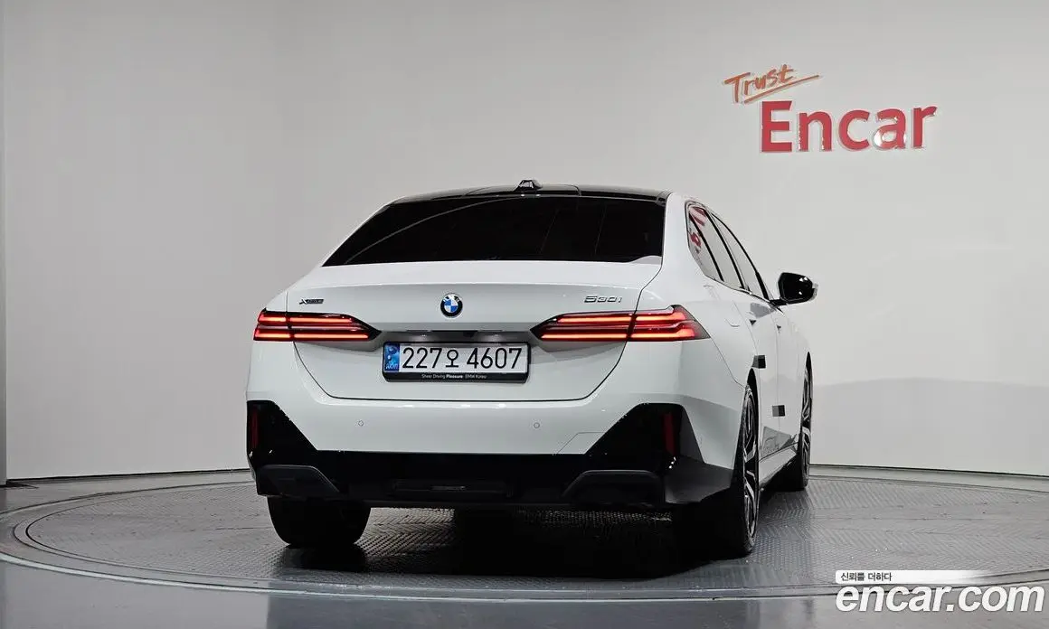 BMW 5 серия 2024 2.0 автомат (гидро), фото 4