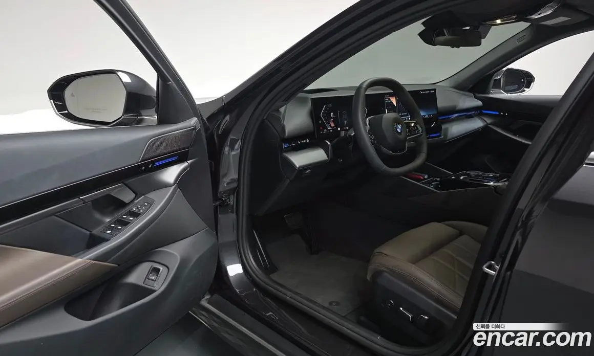 BMW 5 серия 2024 2.0 автомат (гидро), фото 12