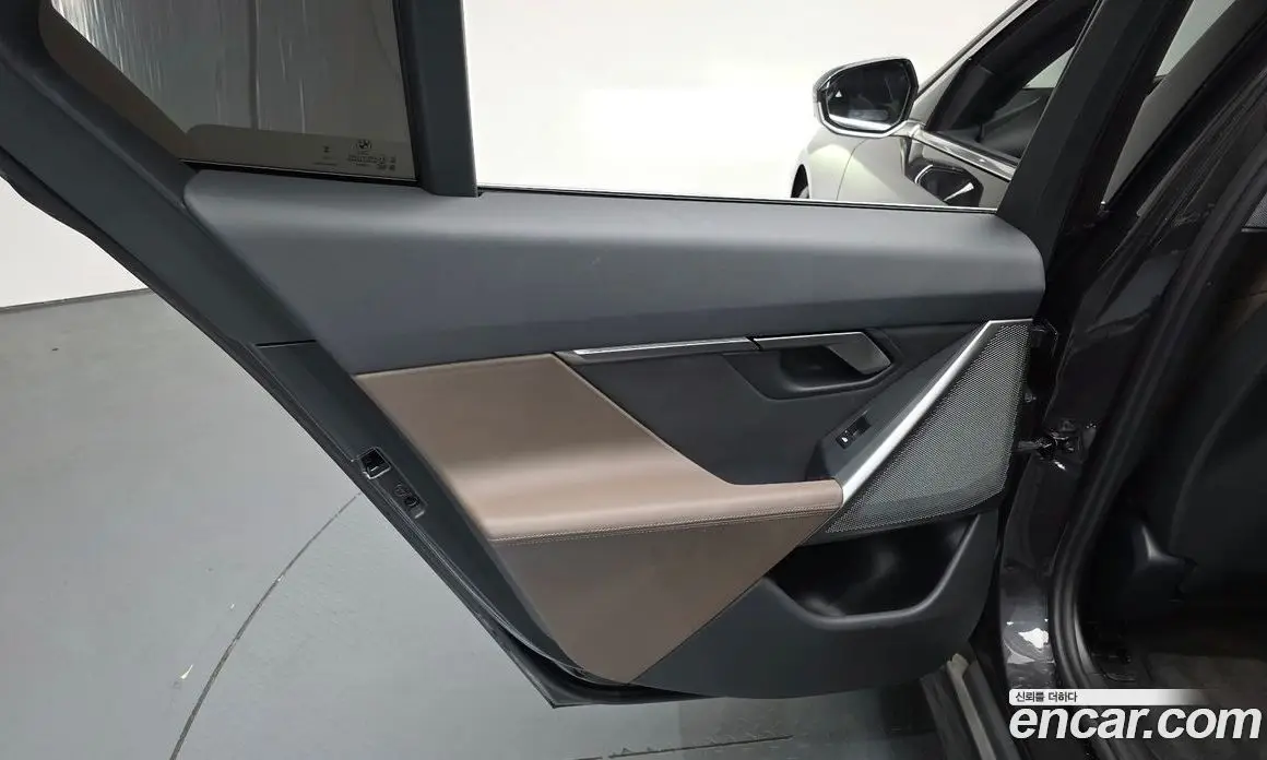 BMW 5 серия 2024 2.0 автомат (гидро), фото 14