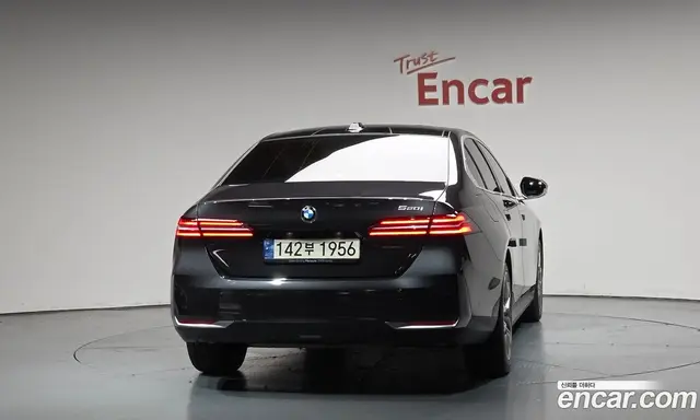 BMW 5 серия 2024 2.0 автомат (гидро), миниатюра 3