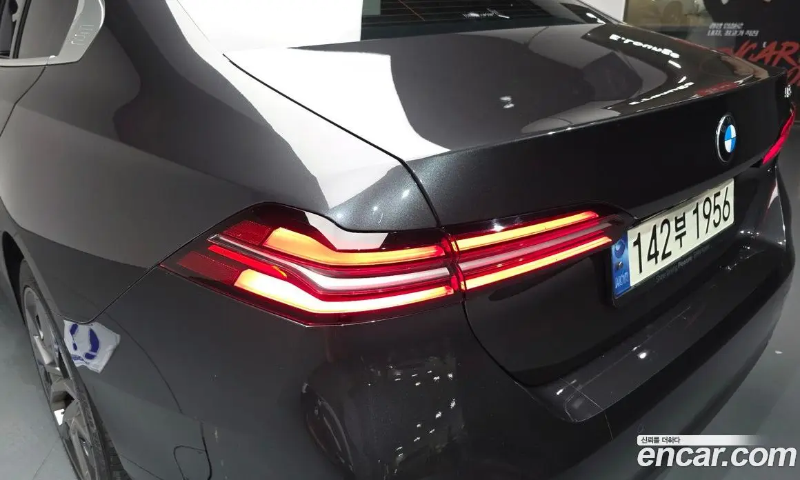 BMW 5 серия 2024 2.0 автомат (гидро), фото 8