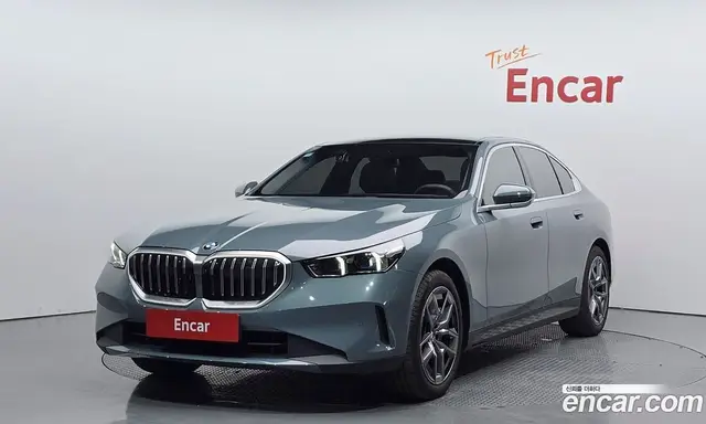 BMW 5 серия, 2025, 8 292 км