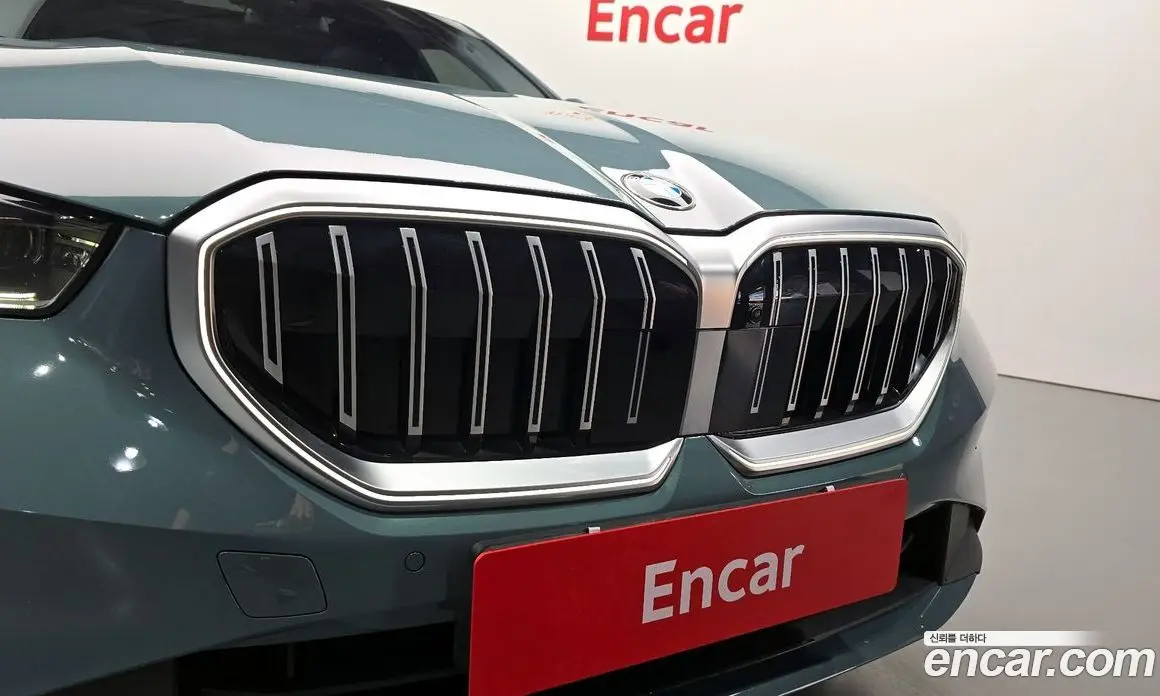 BMW 5 серия 2025 2.0 автомат (гидро), фото 18