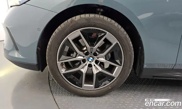 BMW 5 серия 2025 2.0 автомат (гидро), миниатюра 5