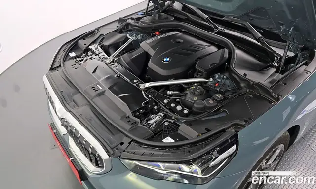 BMW 5 серия 2025 2.0 автомат (гидро), миниатюра 6