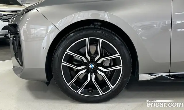 BMW 7 серия 2025 3.0 автомат (гидро), миниатюра 5