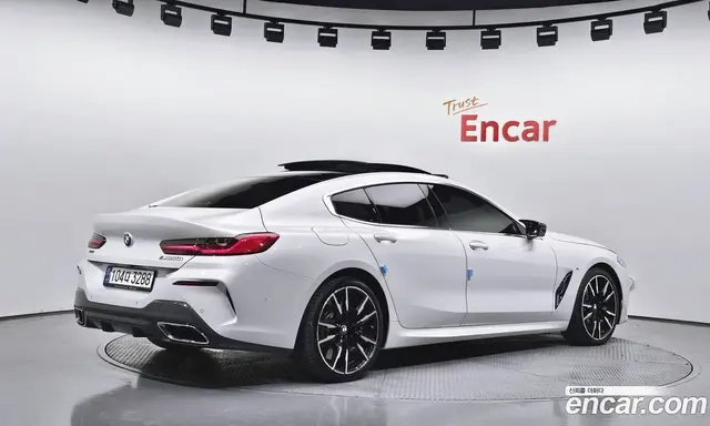 BMW 8 серия 2023 4.4 автомат (гидро), миниатюра 2