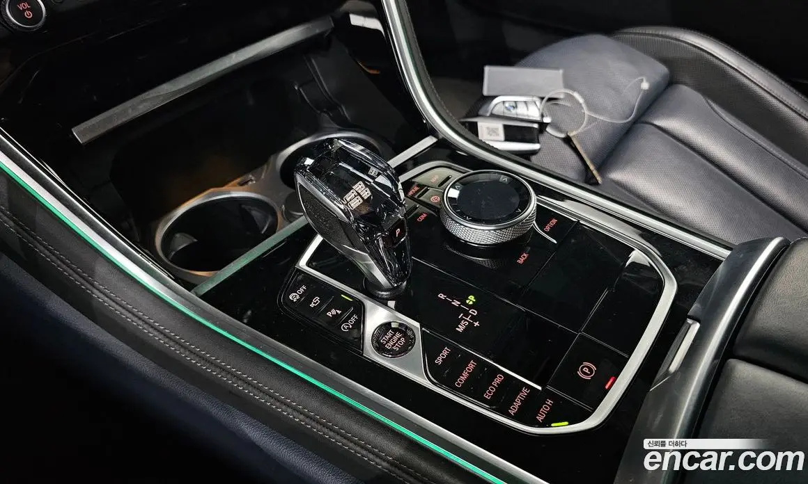 BMW 8 серия 2023 4.4 автомат (гидро), фото 12