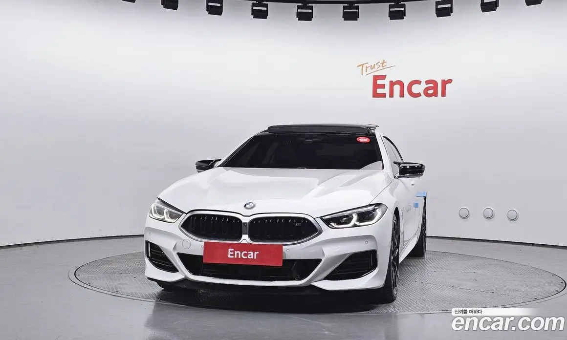 BMW 8 серия 2023 4.4 автомат (гидро), фото 3