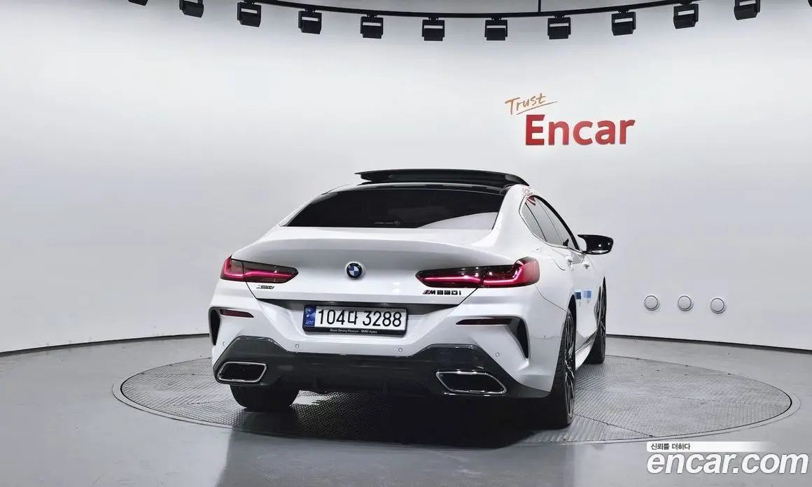 BMW 8 серия 2023 4.4 автомат (гидро), фото 4