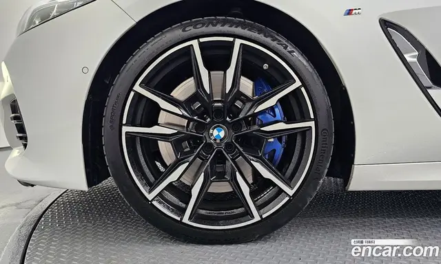 BMW 8 серия 2023 4.4 автомат (гидро), миниатюра 5