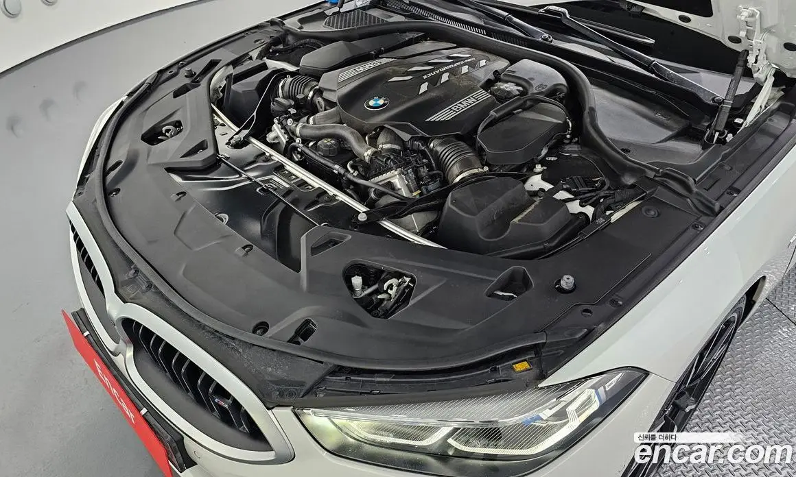 BMW 8 серия 2023 4.4 автомат (гидро), фото 6