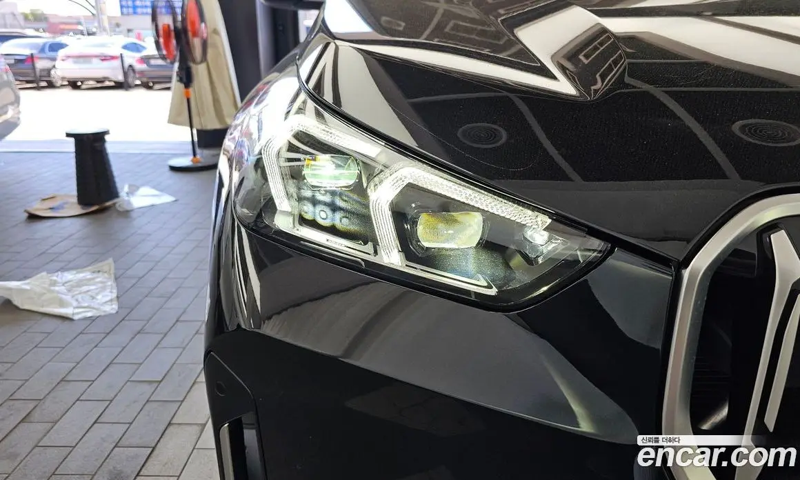 BMW X1 2024 2.0 автомат (гидро), фото 8