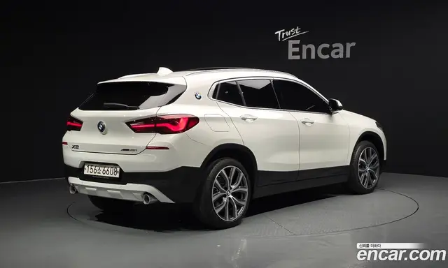 BMW X2 2022 2.0 автомат (гидро), миниатюра 2