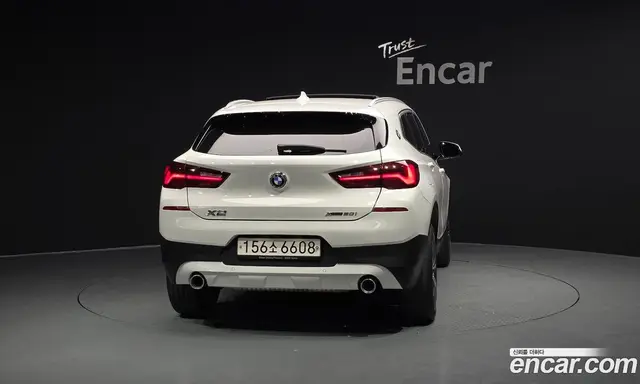 BMW X2 2022 2.0 автомат (гидро), миниатюра 4