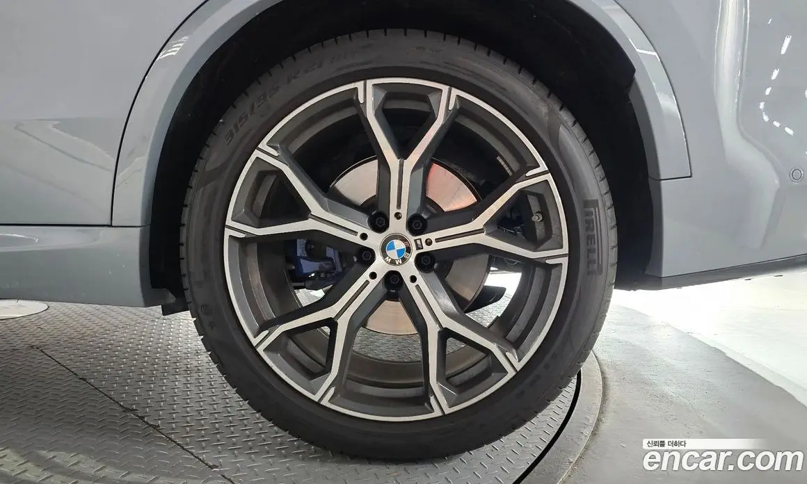 BMW X5 2025 3.0 автомат (гидро), фото 7