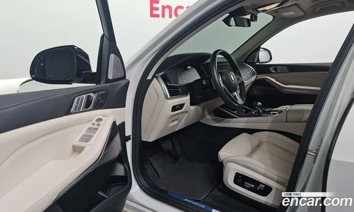 BMW X7 2022 3.0 автомат (гидро), фото 12