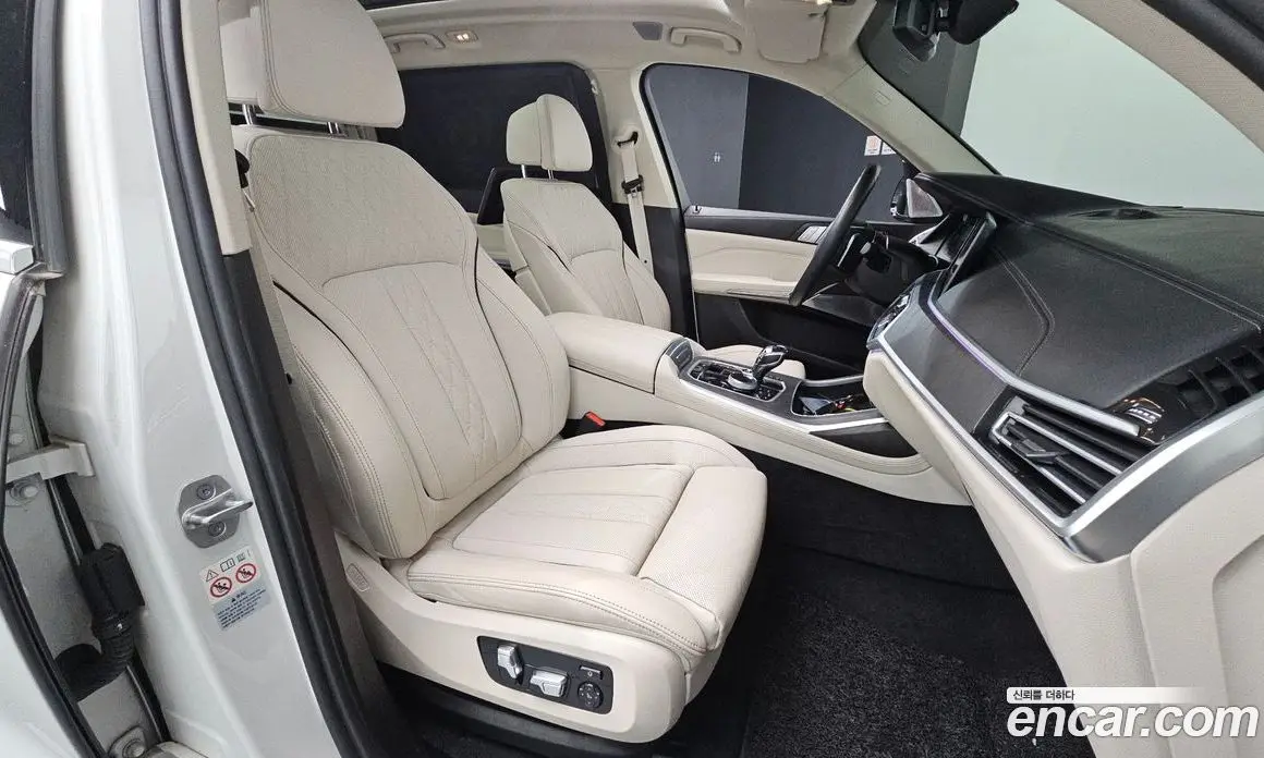BMW X7 2022 3.0 автомат (гидро), фото 15
