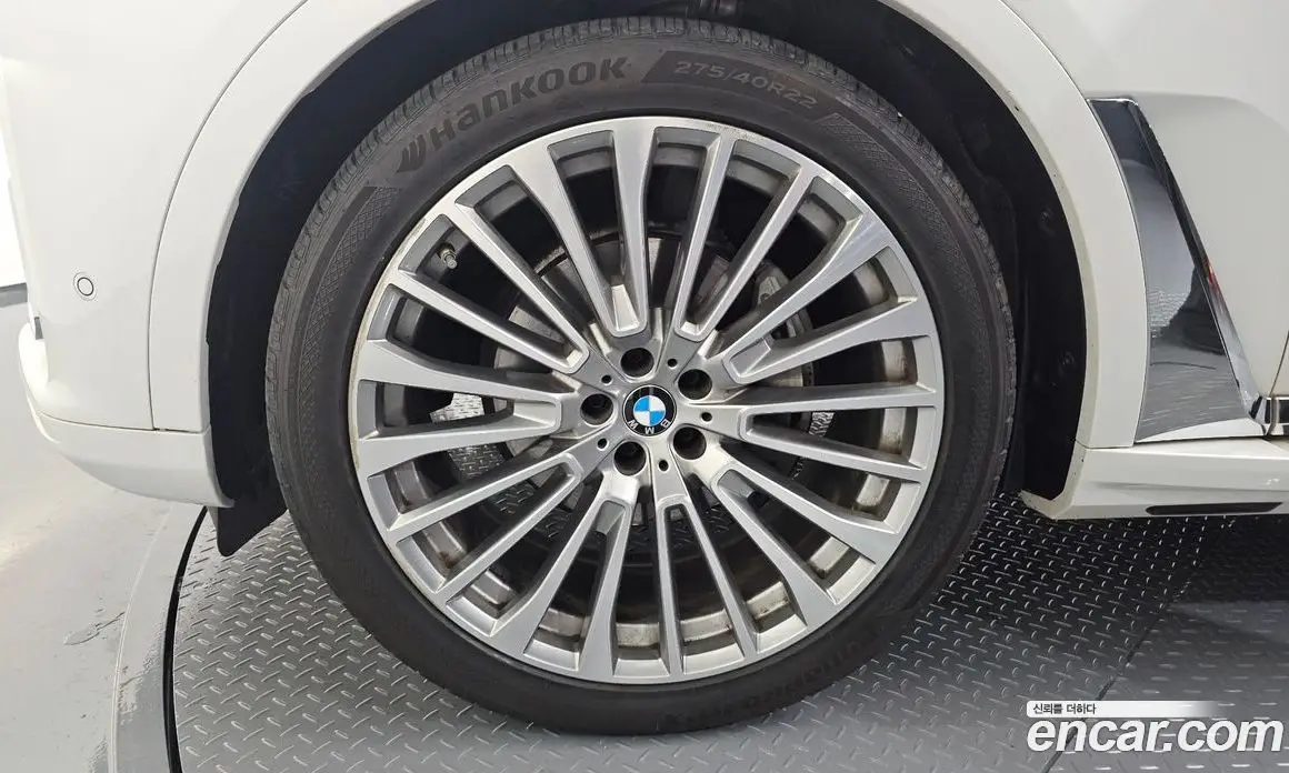 BMW X7 2022 3.0 автомат (гидро), фото 4