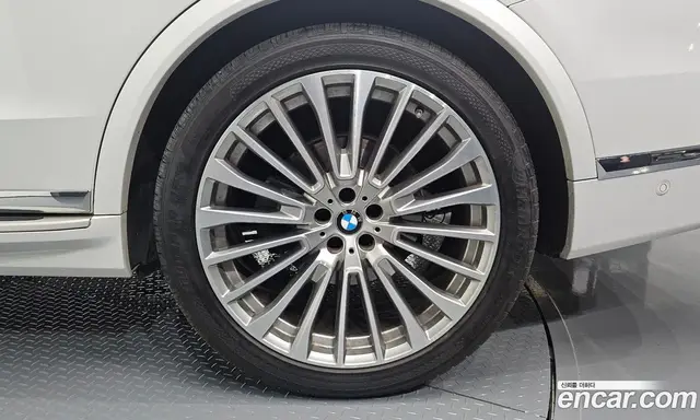 BMW X7 2022 3.0 автомат (гидро), миниатюра 6
