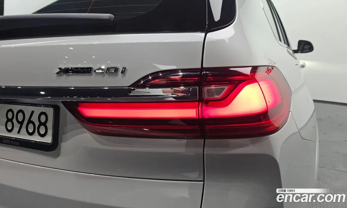 BMW X7 2022 3.0 автомат (гидро), фото 8