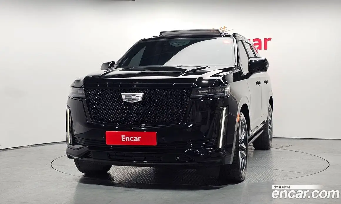 Cadillac Escalade 2023 6.2 автомат (гидро), фото 3 Cadillac Escalade 2023 6.2 автомат (гидро), фото 3
