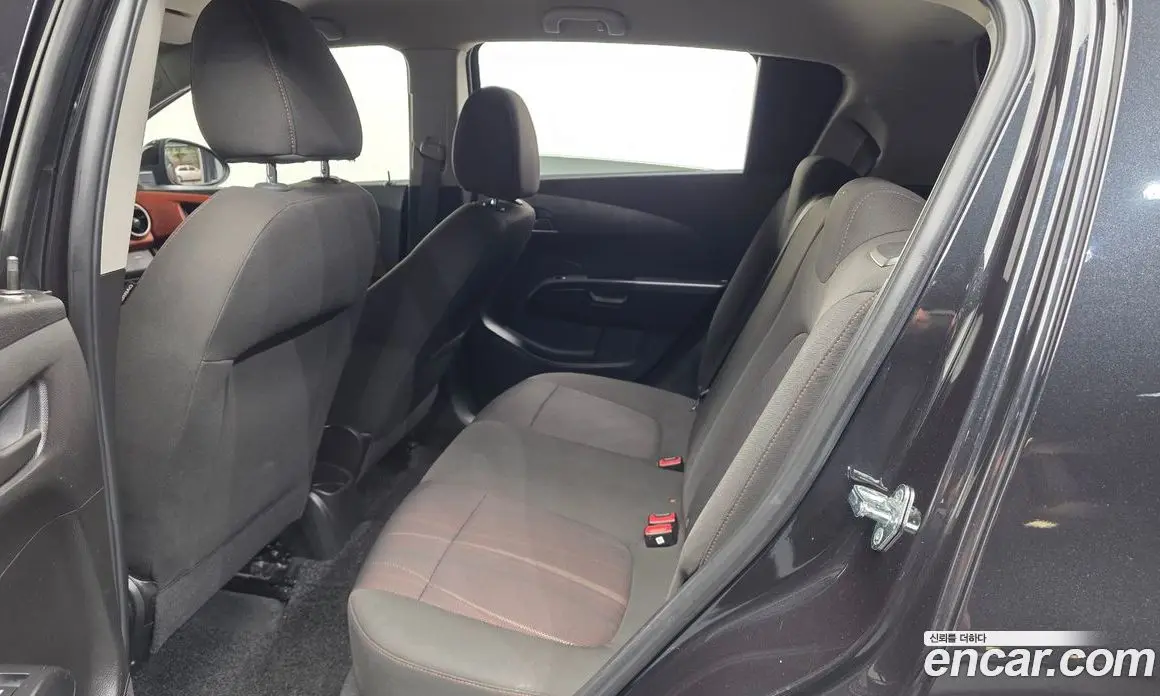 Chevrolet Aveo 2015 1.4 механика, фото 18