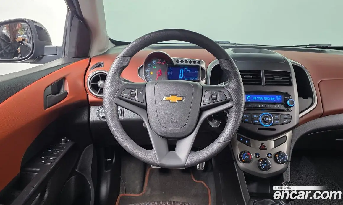 Chevrolet Aveo 2015 1.4 механика, фото 19