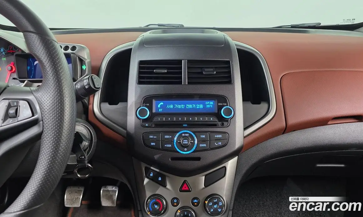 Chevrolet Aveo 2015 1.4 механика, фото 20