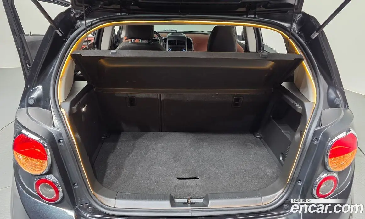 Chevrolet Aveo 2015 1.4 механика, фото 26