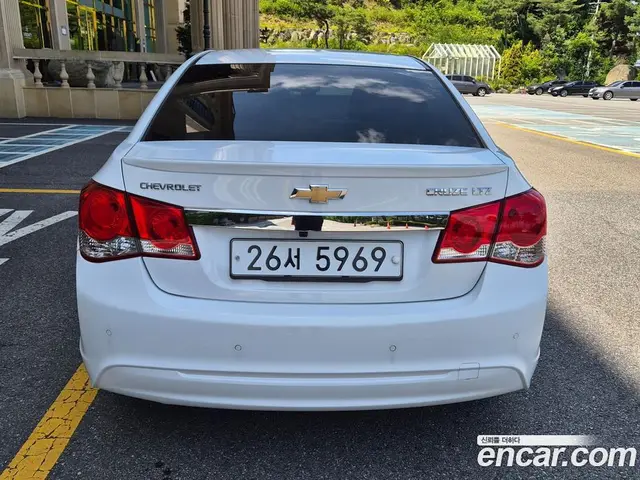 Chevrolet Cruze 2014 1.8 автомат (гидро), миниатюра 5