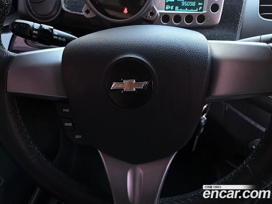 Chevrolet Spark 2012 1.0 автомат (гидро), фото 12