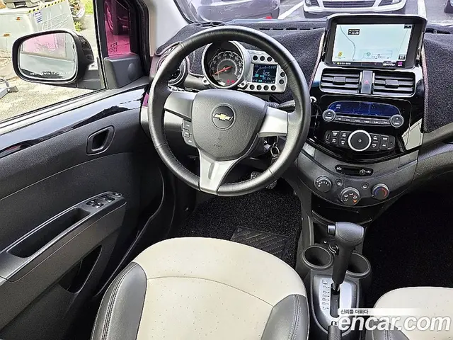 Chevrolet Spark 2012 1.0 автомат (гидро), миниатюра 6