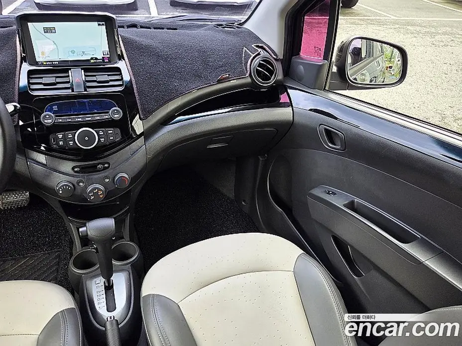 Chevrolet Spark 2012 1.0 автомат (гидро), фото 7