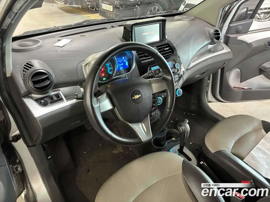 Chevrolet Spark 2014 1.0 автомат (гидро), фото 8