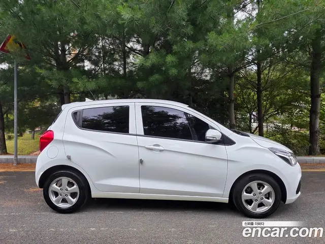 Chevrolet Spark 2016 1.0 автомат (гидро), миниатюра 3
