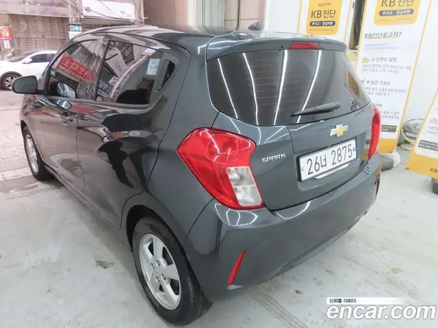 Chevrolet Spark 2018 1.0 автомат (гидро), миниатюра 2