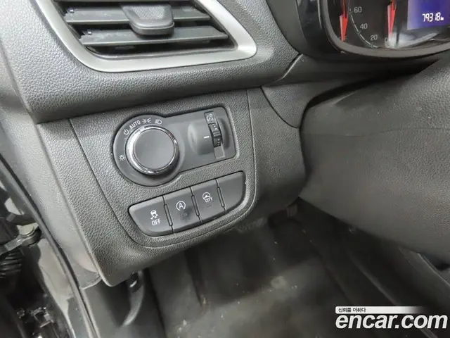 Chevrolet Spark 2018 1.0 автомат (гидро), миниатюра 12