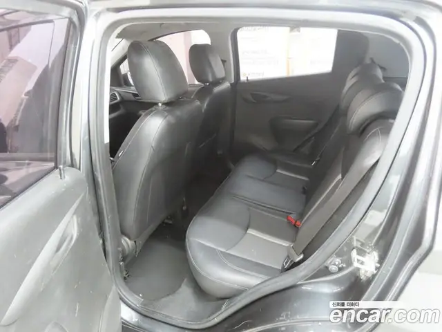Chevrolet Spark 2018 1.0 автомат (гидро), миниатюра 7