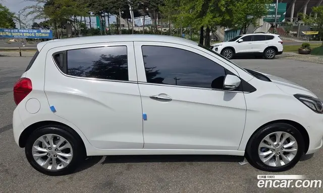 Chevrolet Spark 2020 1.0 автомат (гидро), миниатюра 3