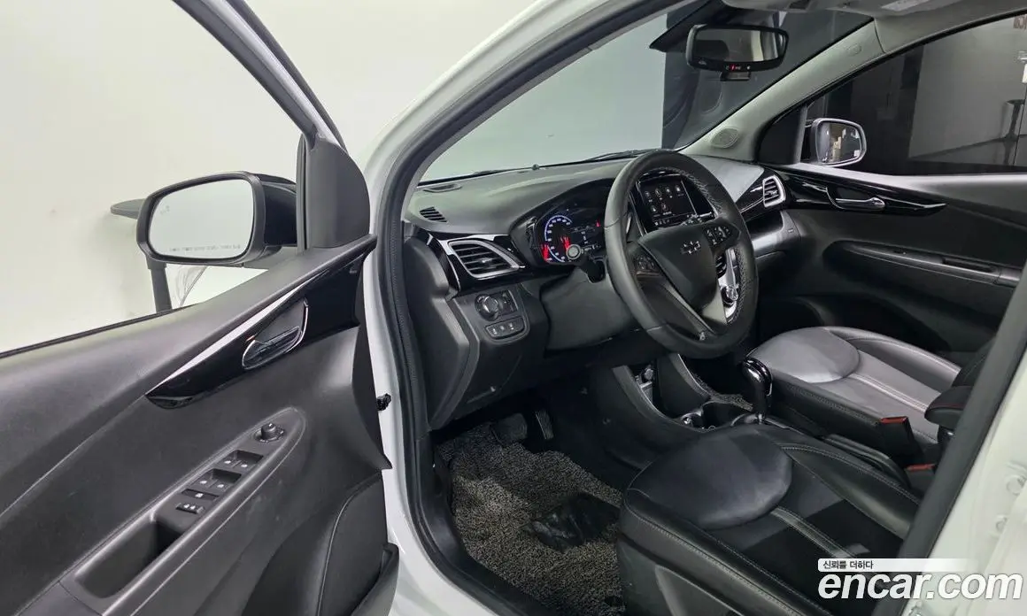 Chevrolet Spark 2021 1.0 автомат (гидро), фото 13