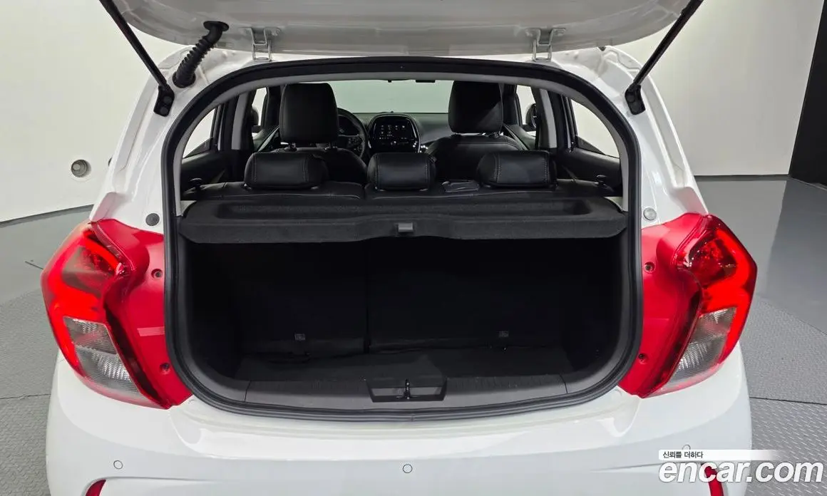 Chevrolet Spark 2021 1.0 автомат (гидро), фото 26