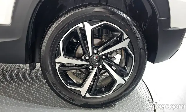 Chevrolet TrailBlazer 2024 1.3 автомат (гидро), миниатюра 7
