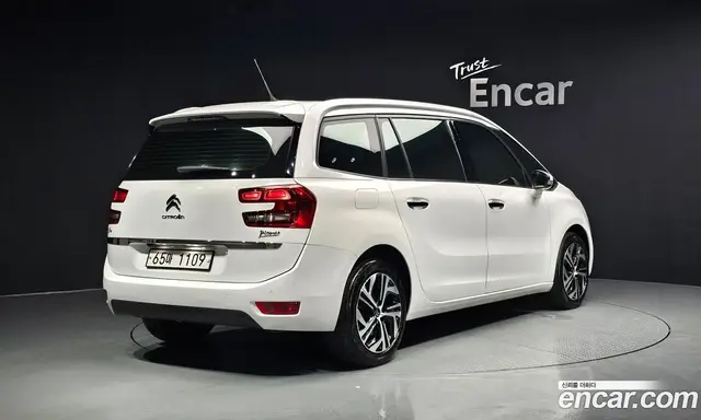 Citroen C4 Picasso 2018 1.6 автомат (гидро), миниатюра 2 Citroen C4 Picasso 2018 1.6 автомат (гидро), миниатюра 2
