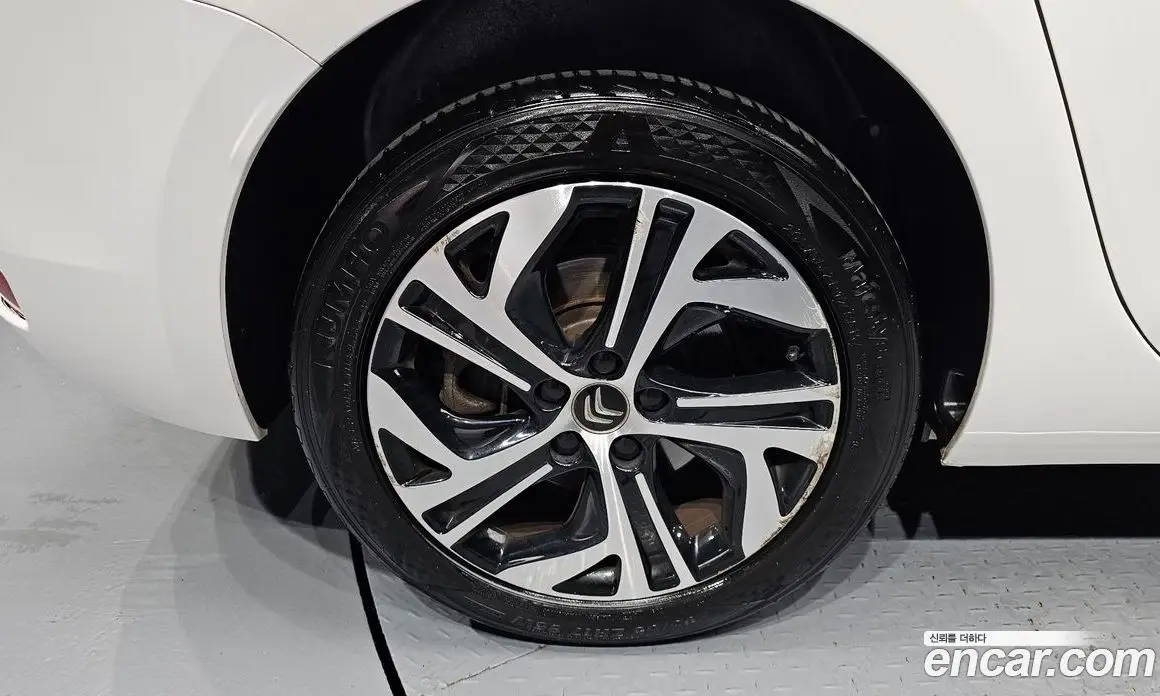 Citroen C4 Picasso 2018 1.6 автомат (гидро), фото 5 Citroen C4 Picasso 2018 1.6 автомат (гидро), фото 5