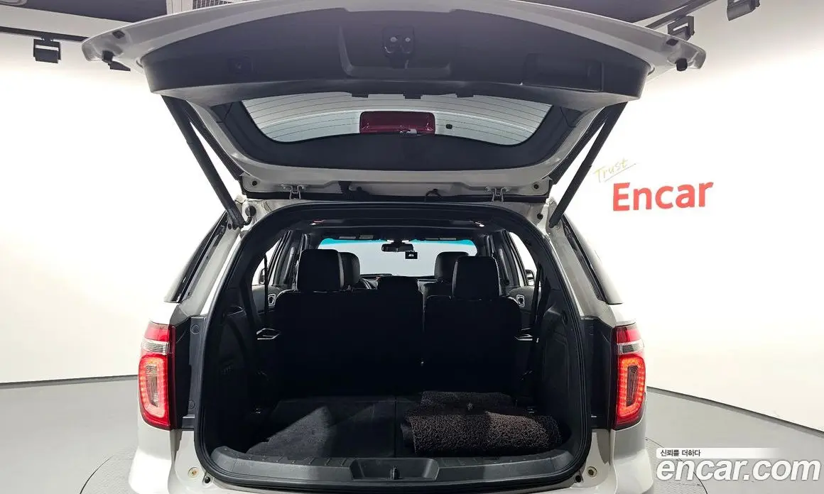 Ford Explorer 2013 3.5 автомат (гидро), фото 20