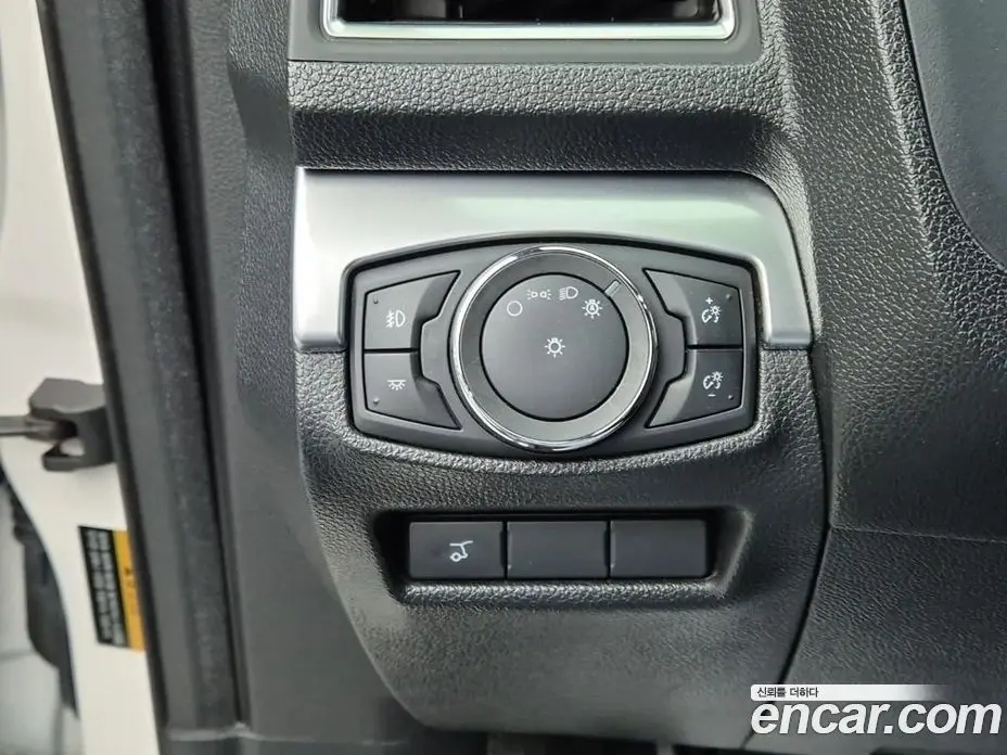 Ford Explorer 2017 2.3 автомат (гидро), фото 16