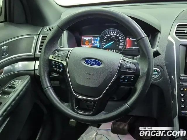 Ford Explorer 2017 2.3 автомат (гидро), миниатюра 9