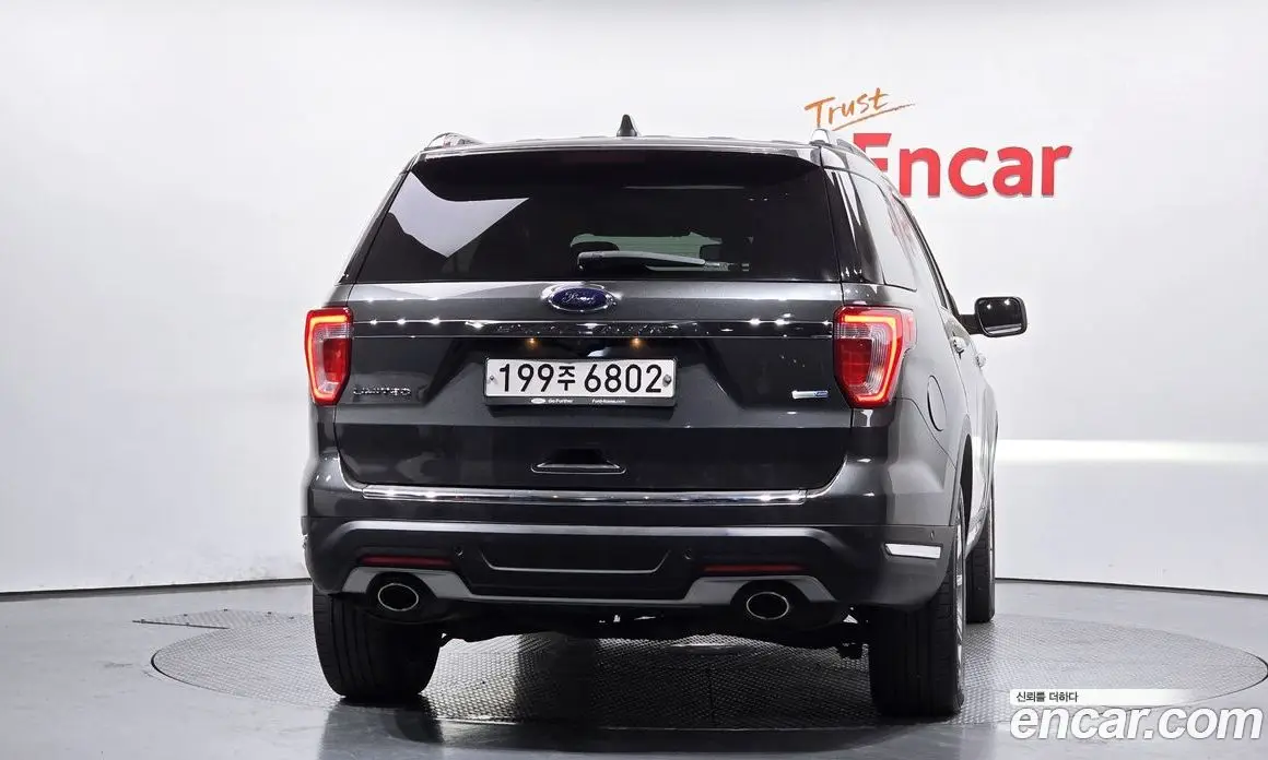 Ford Explorer 2018 2.3 автомат (гидро), фото 4