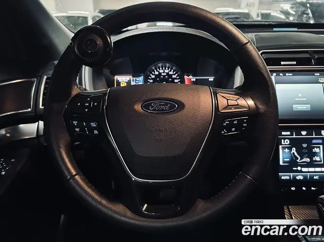 Ford Explorer 2018 2.3 автомат (гидро), миниатюра 12